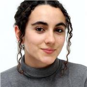 Étudiante en Lettres-SciencesPo et professeure en ligne propose des cours de français et HLP pour préparer le Baccalauréat